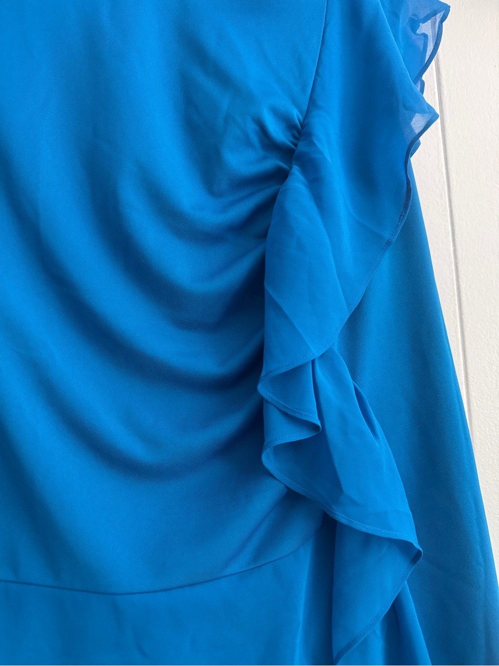 NWT Worthington Royal Blue Mock Neck Ruffle Blouse Top L Asymmetrical Stretch - Picture 2 of 8